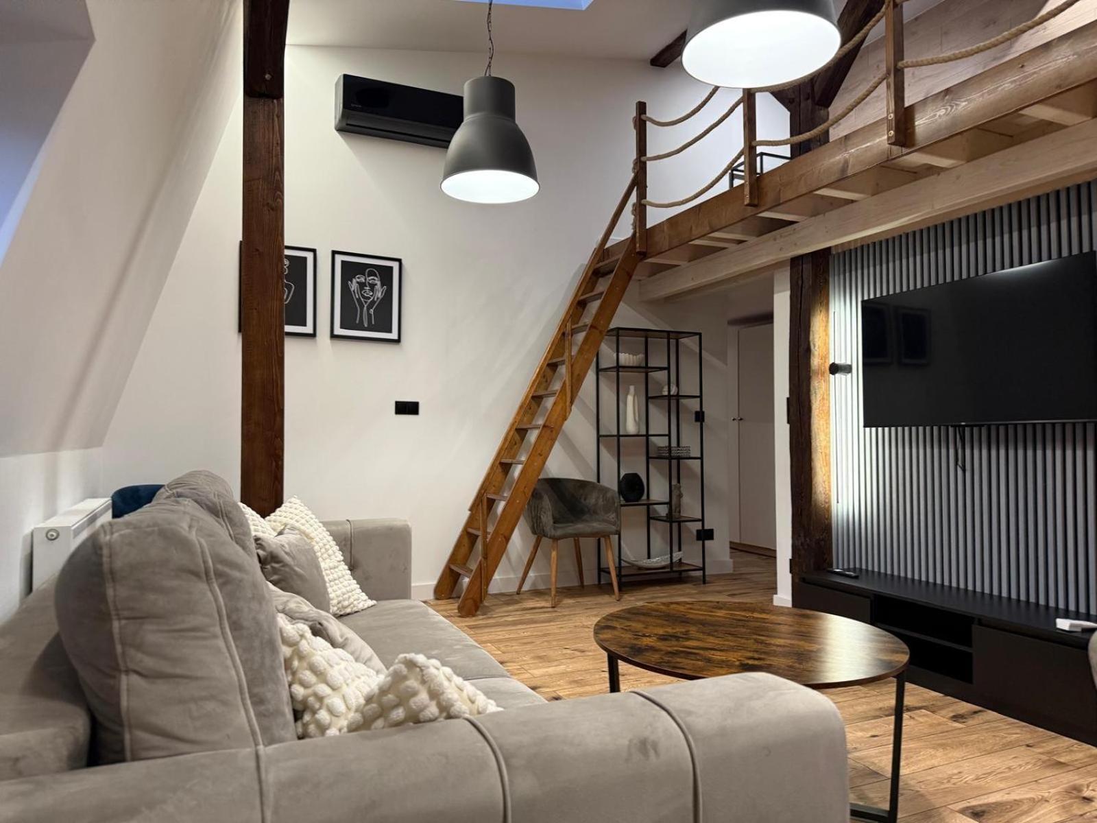 Loft In The City Center By Kobiela Apartments 카토비체 외부 사진